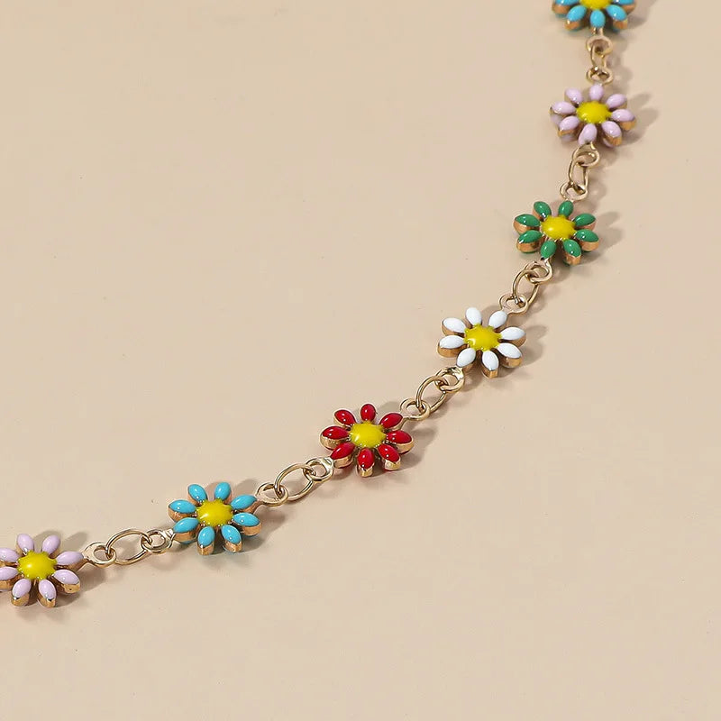 Summer Jewelry, Women's White and Colorful Flower Necklace, Cute Flower Necklace That Won't Fade, Adorable Necklace.