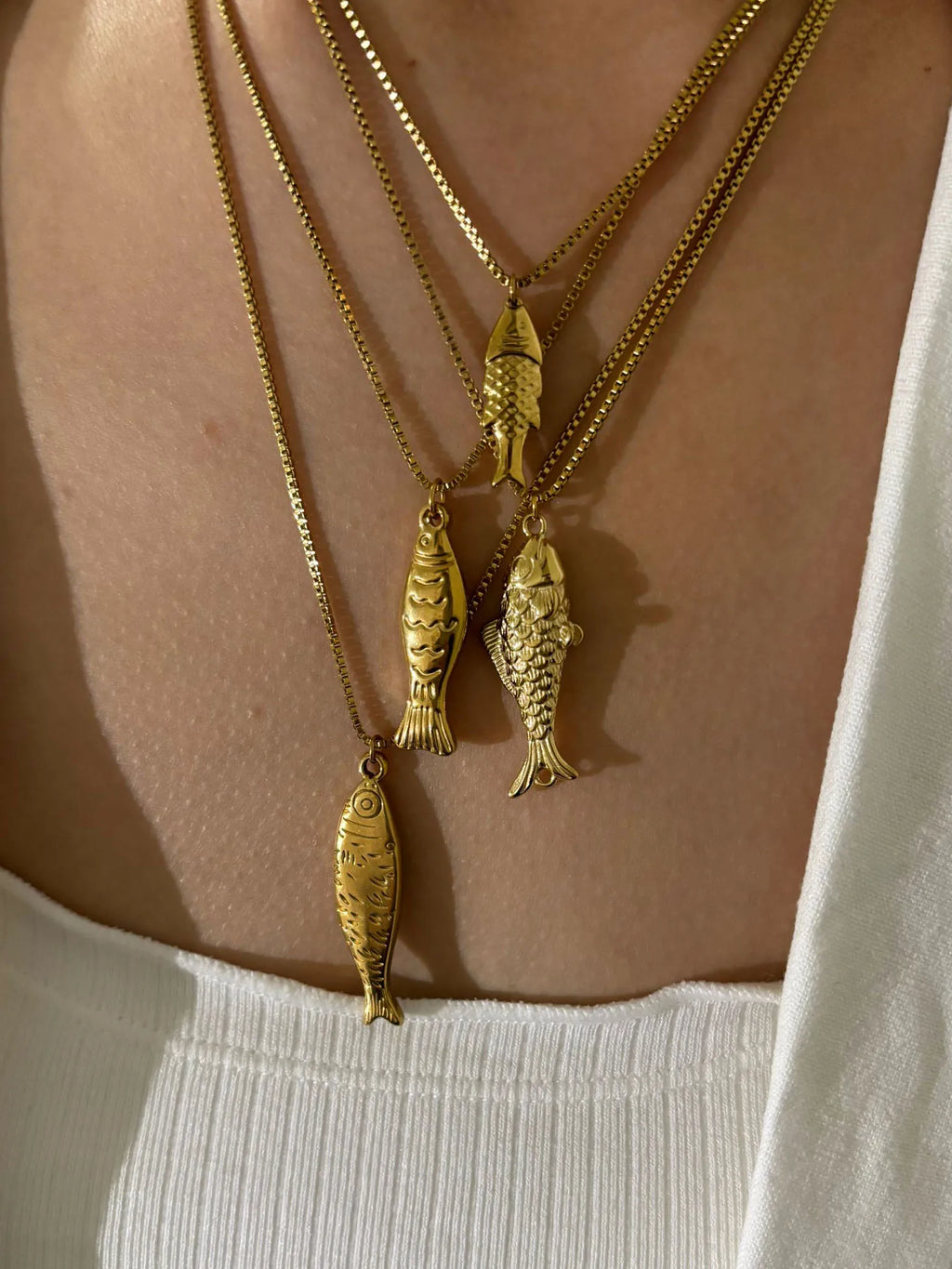 GHIDBK Trendy 4 Designs Stainless Steel Gold Plated Small Fish Pendant Necklaces for Women Waterproof Beach Party Jewelry Summer