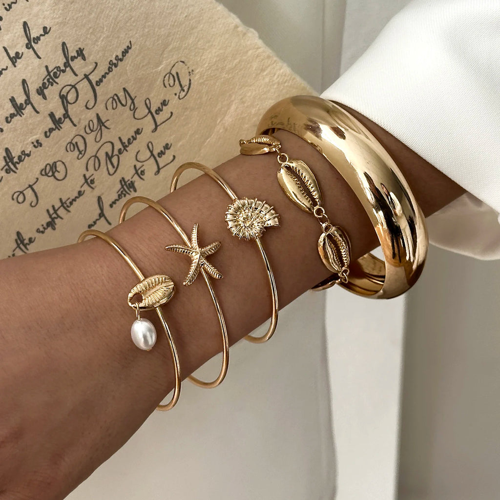 Summer Ocean Shells Starfish Pearls Bracelets Set for Women Alloy Iron Sunlit Radiance Stackable Beach Vacation Jewelry Gifts